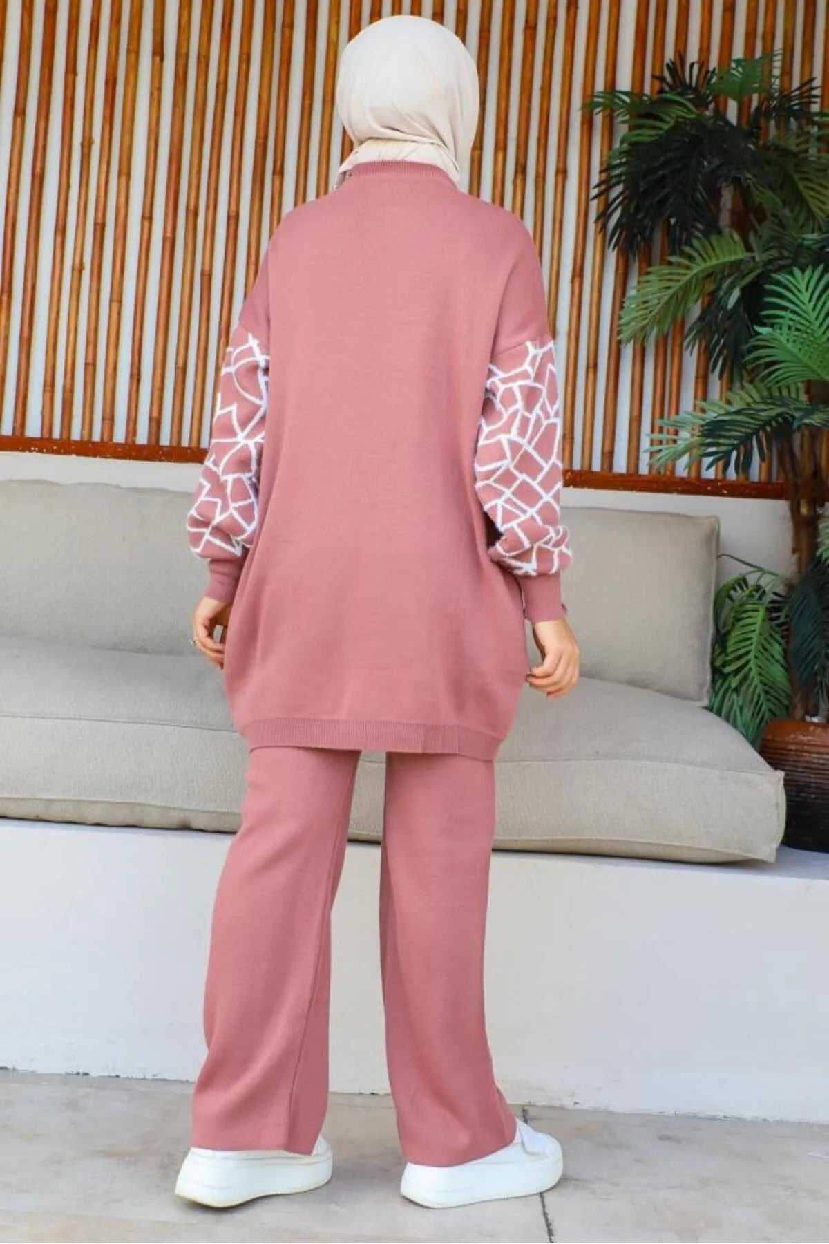 Winter Graffe Printed Long Sleeves 2 PC Co-Ord Set