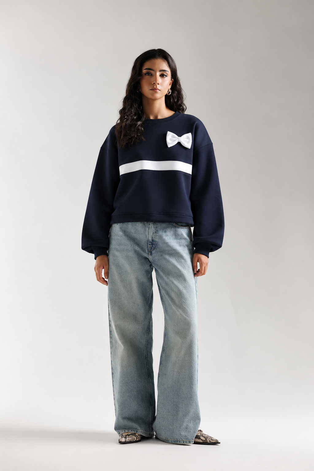 Winter Rabbon Sweatshirt + Gift