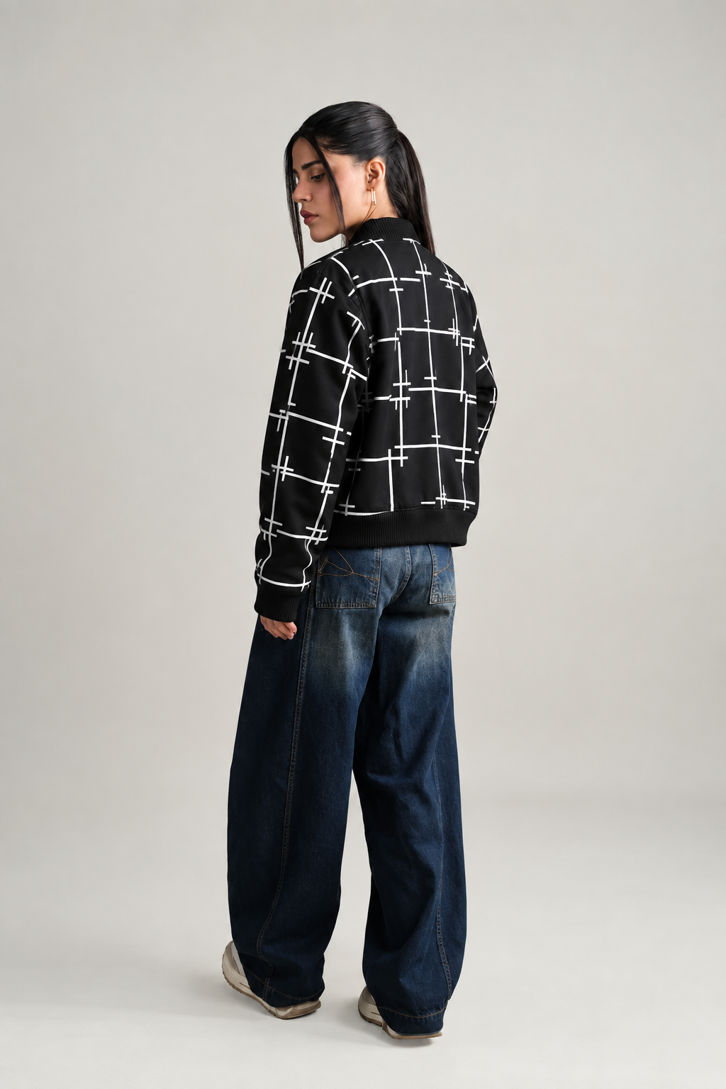 Winter Black Printed Zipper Jacket For Women
