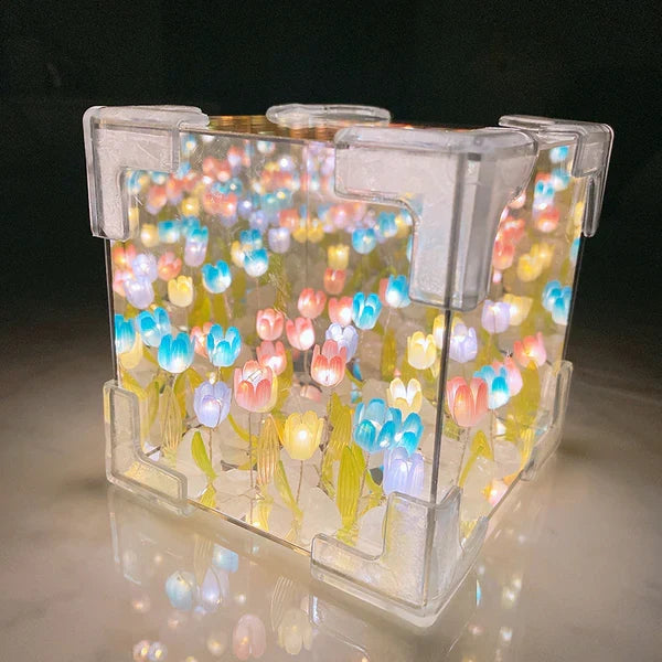 SpaceLamp Infinity Tulip Lamp