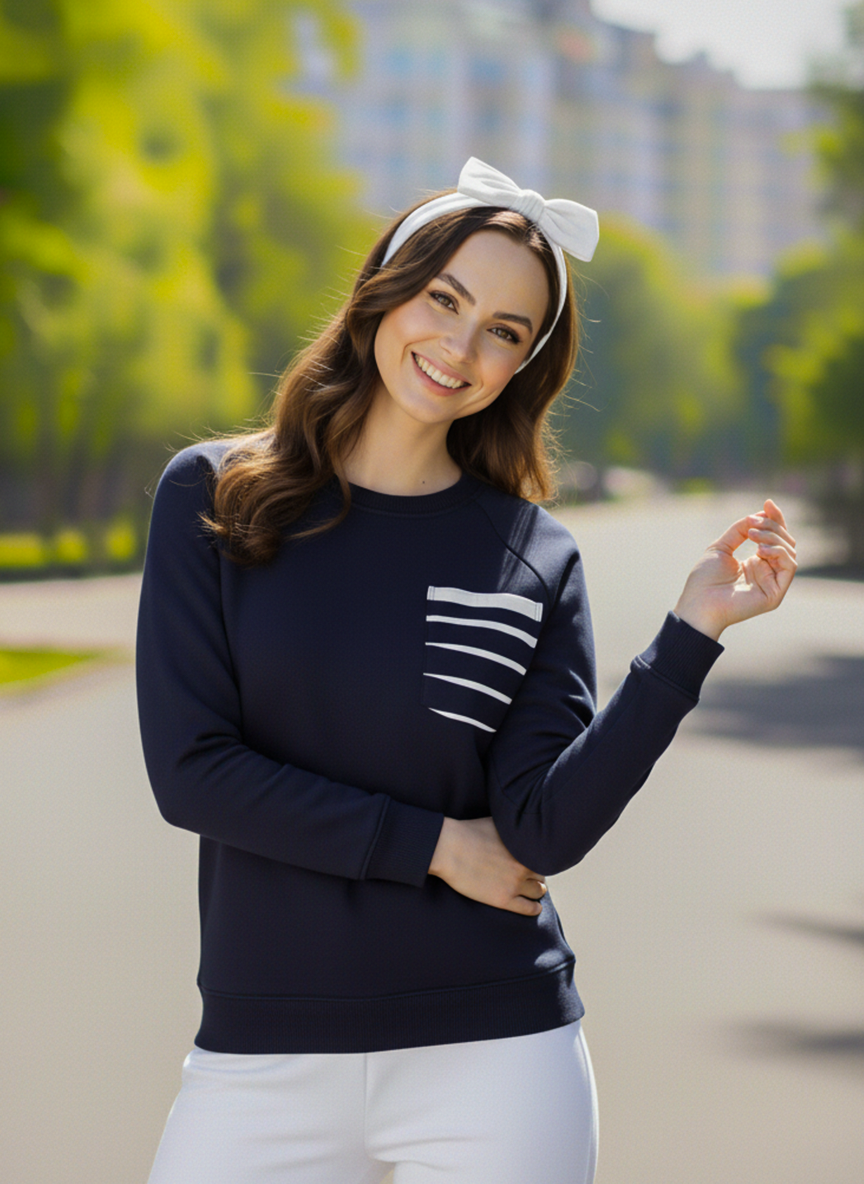 Winter Pocket Sweatshirt + Gift
